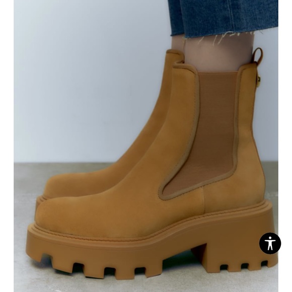 Zara boots never worn NEW with tags. - Picture 3 of 4
